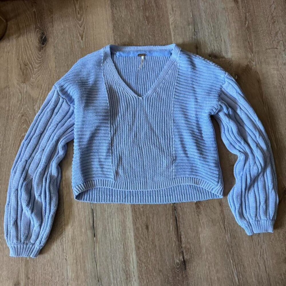 Free People Light Blue‎ When It Rains V Neck Sweater Size S